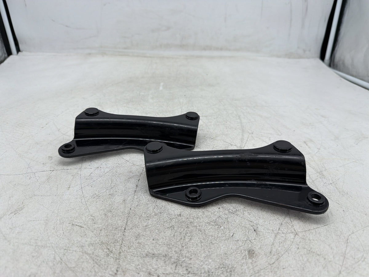 2010 Harley Electra Glide Touring Ultra OEM 4 Point Detachable Docking Hardware