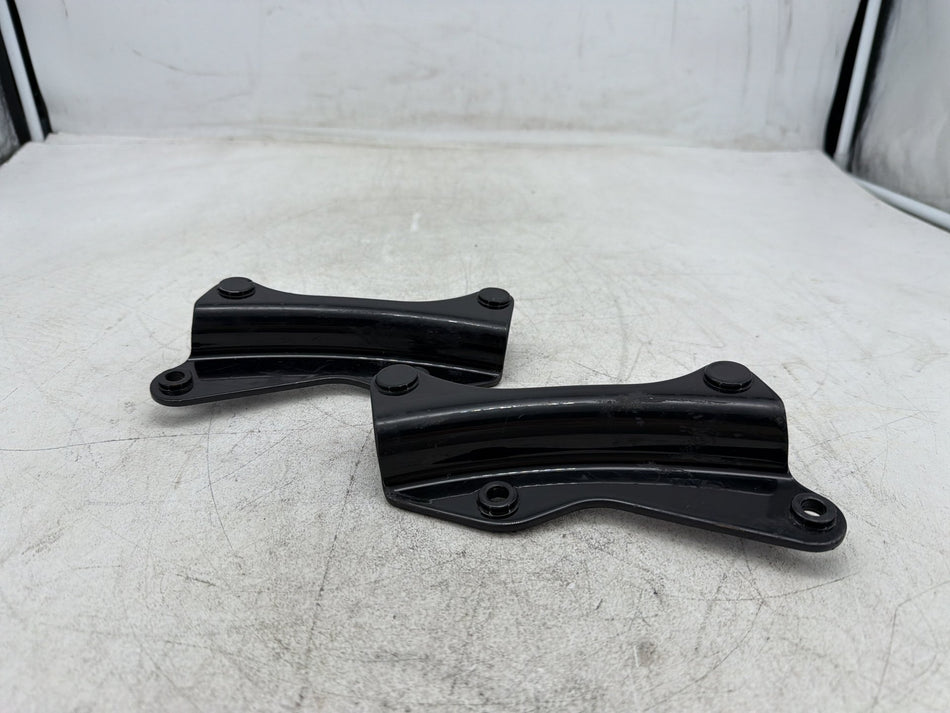 2010 Harley Electra Glide Touring Ultra OEM 4 Point Detachable Docking Hardware