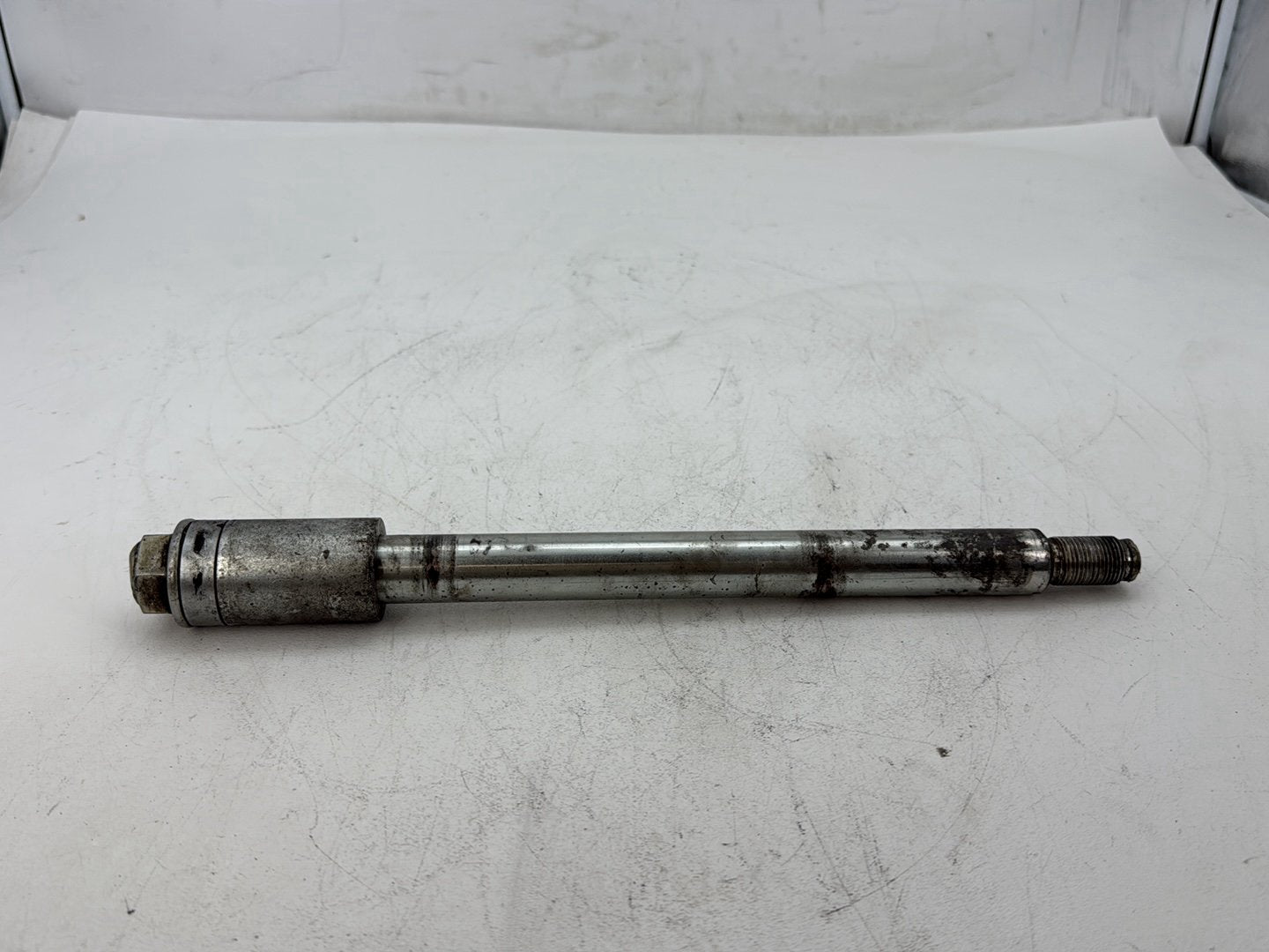 2006 Harley Dyna FXDWGI Wide Glide OEM Rear Wheel Axle Bolt Shaft
