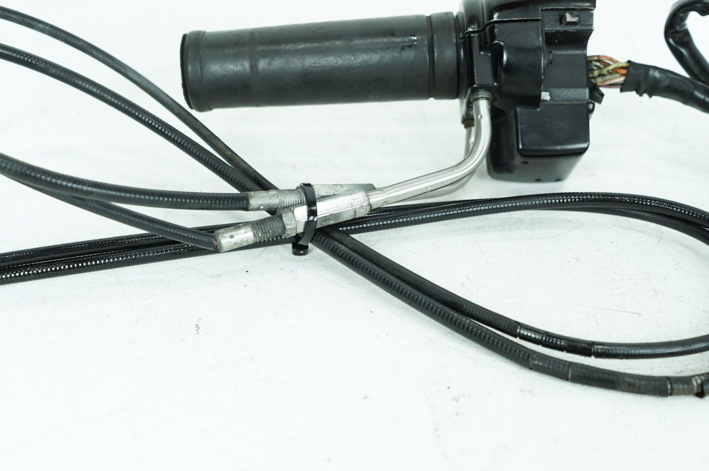 1999 - 2006 Harley-Davidson Touring Electra Glide Right Engine Start Kill Switches Controls 71684-06A