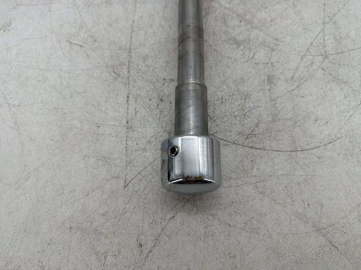 2002 Harley Dyna Wide Glide FXDWG OEM Front Wheel Axle Bolt Shaft