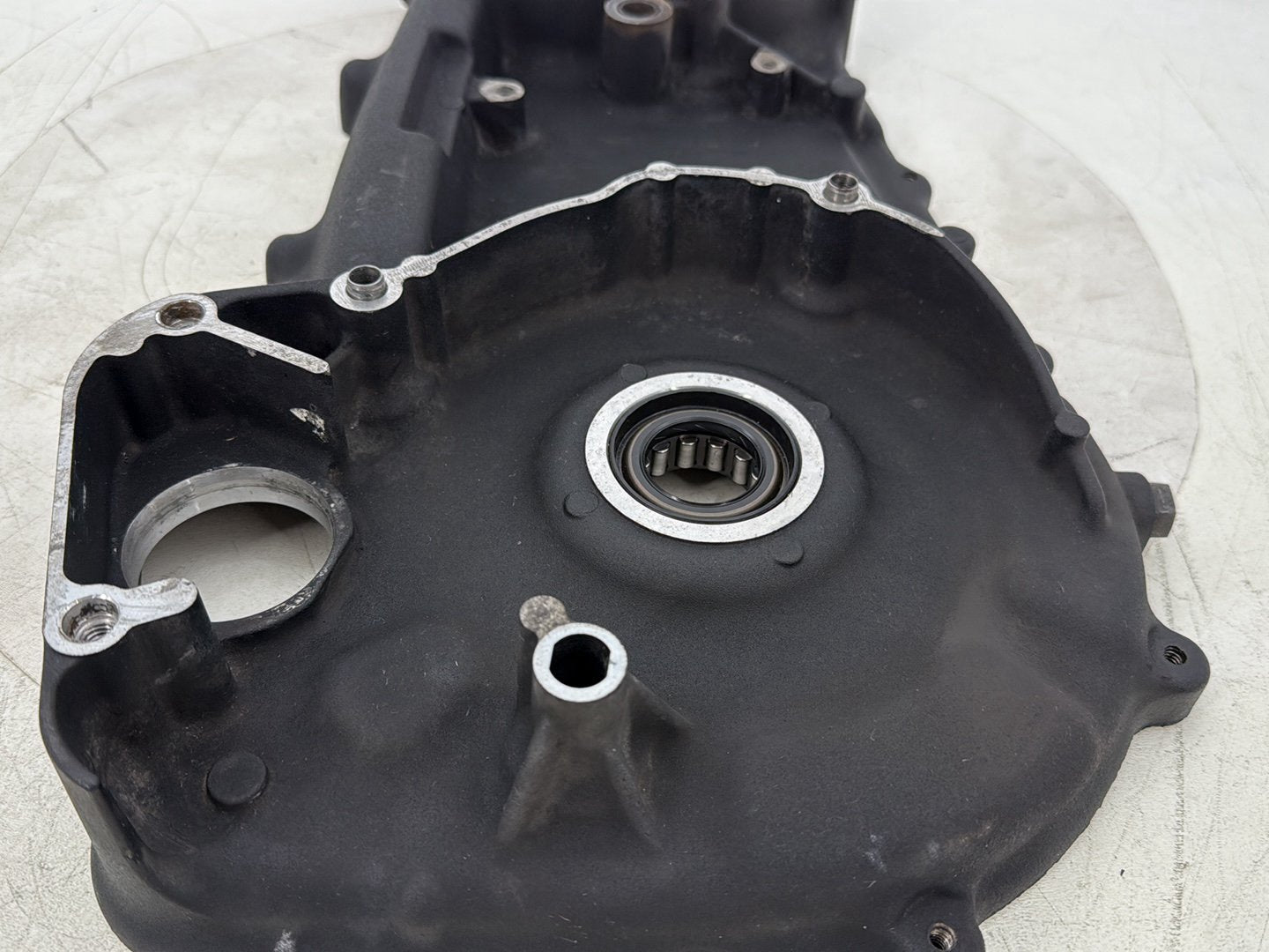 2015 Harley Dyna Low Rider FXDL OEM Inner Primary Clutch Cover