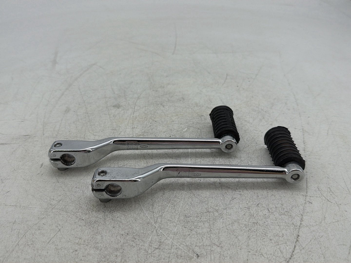 2003 Harley Electra Glide Touring Ultra OEM Gear Shifter Lever Pedal Pedals