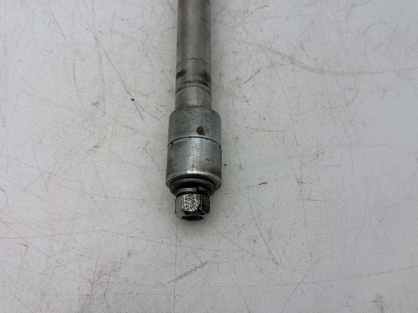 2005 Harley Touring FLHRCI Road King Classic OEM Front Wheel Axle Bolt Shaft