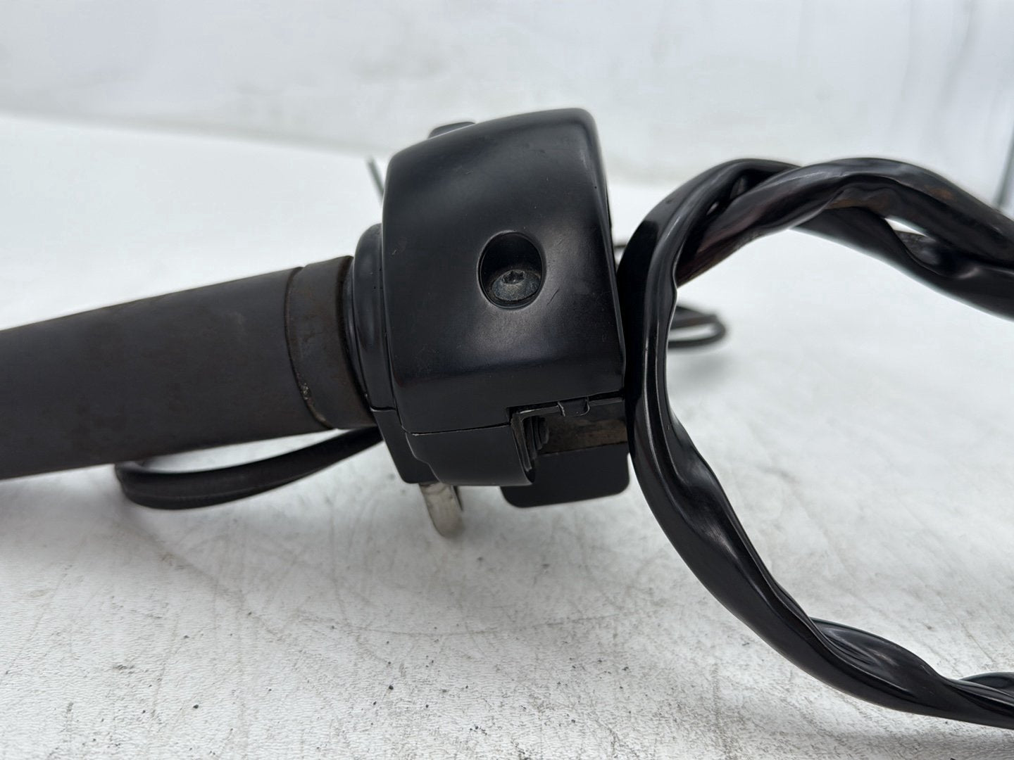 1996 Harley Electra Glide Touring FLHT OEM Right Engine Start Kill Switches Controls