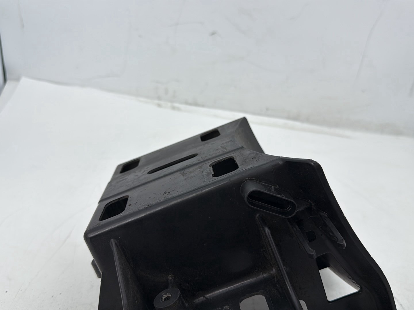 2011 Harley Electra Glide Ultra FLHTK OEM Battery Tray Bracket Holder Carrier