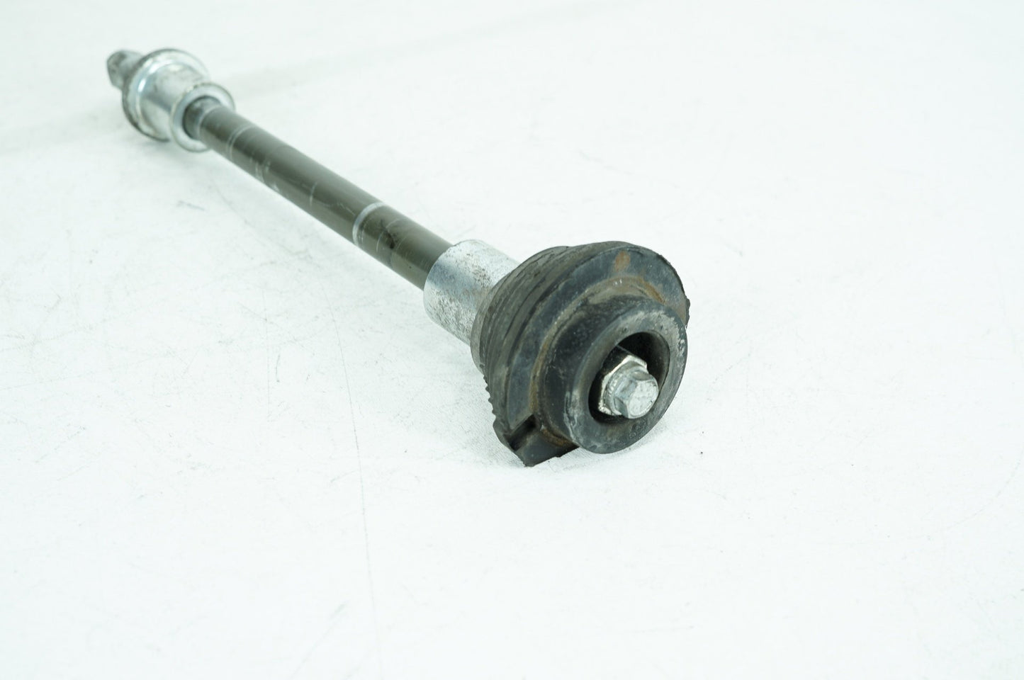 2008 - 2016 Harley-Davidson Touring Electra Glide Ultra Rear Fork Swingarm Pivot Bolt Shaft 47540-11