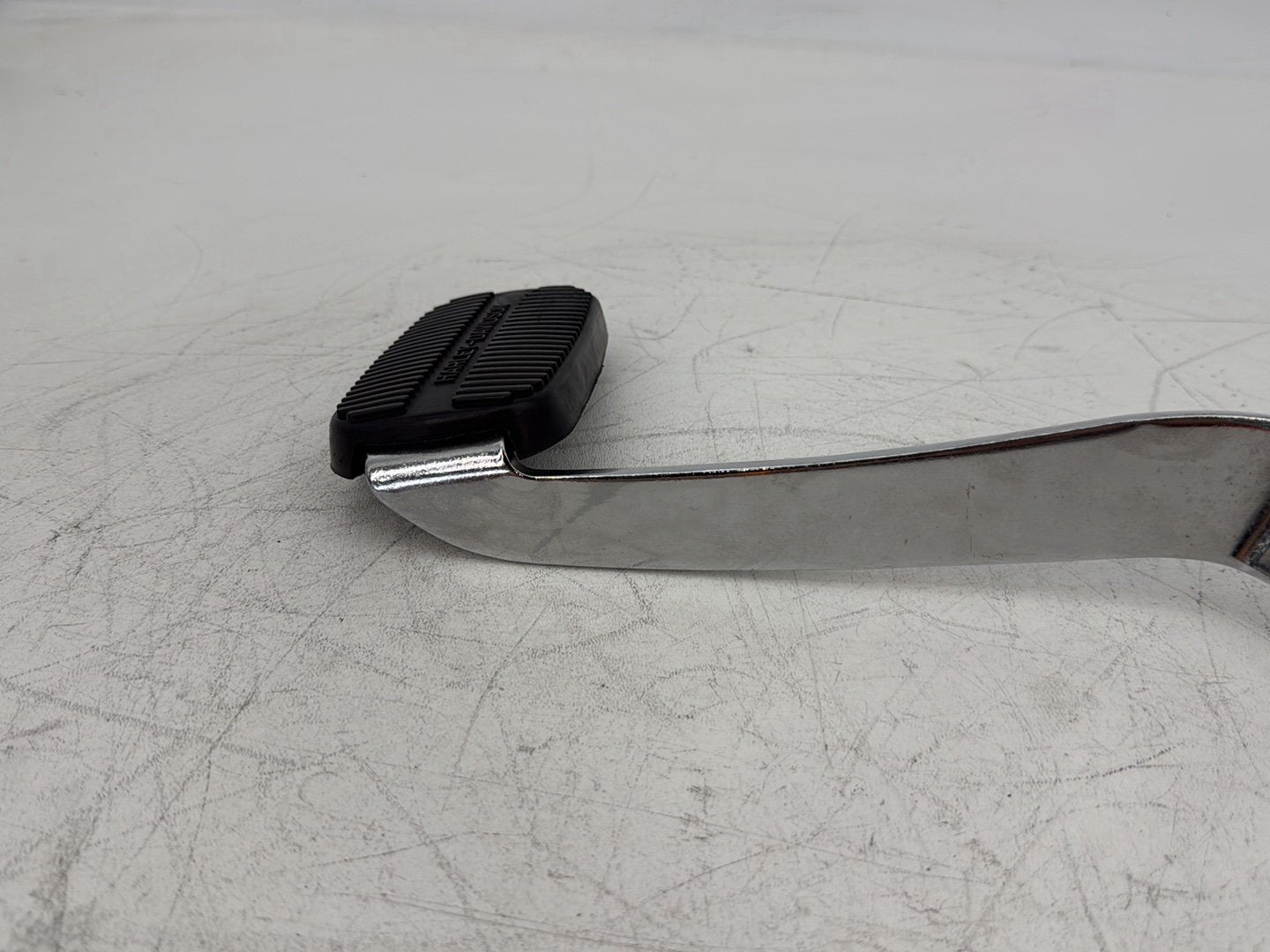 2004 Harley Touring FLHT Electra Glide OEM Foot Brake Control Lever Pedal