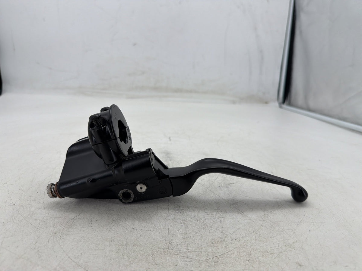 2017 Harley Dyna Street Bob Front Right Brake Lever Master Cylinder 9/16" bore