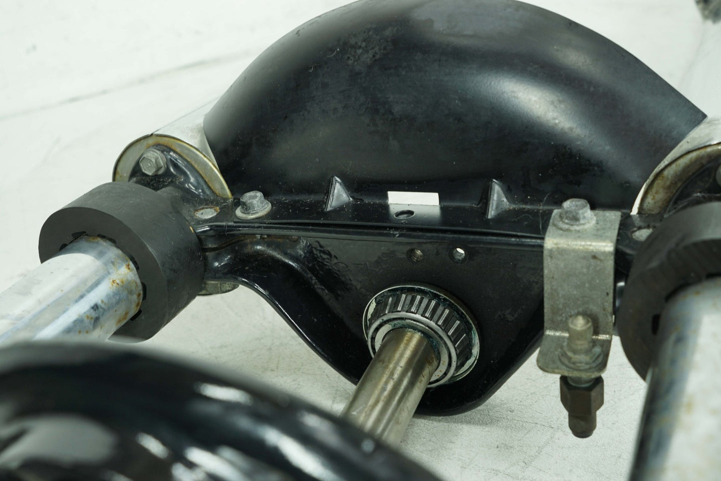1984 - 1998 Harley-Davidson Touring Road King Front Triple Tree Set & LH RH Fork Legs Sliders 45435-95