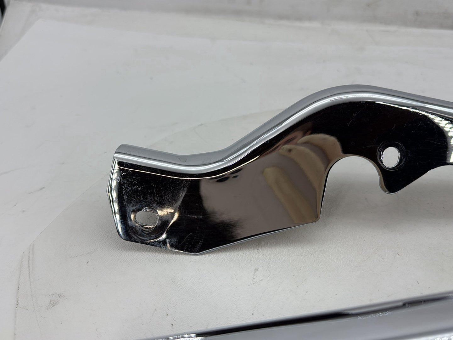 2007 Harley Street Glide Touring FLHX OEM Rear Left Right Fender Struts Bracket