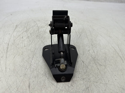 1998 Harley Touring FLHTCUI Electra Glide Ultra OEM Adjustable Rider Backrest Lift Mount 52482-01A