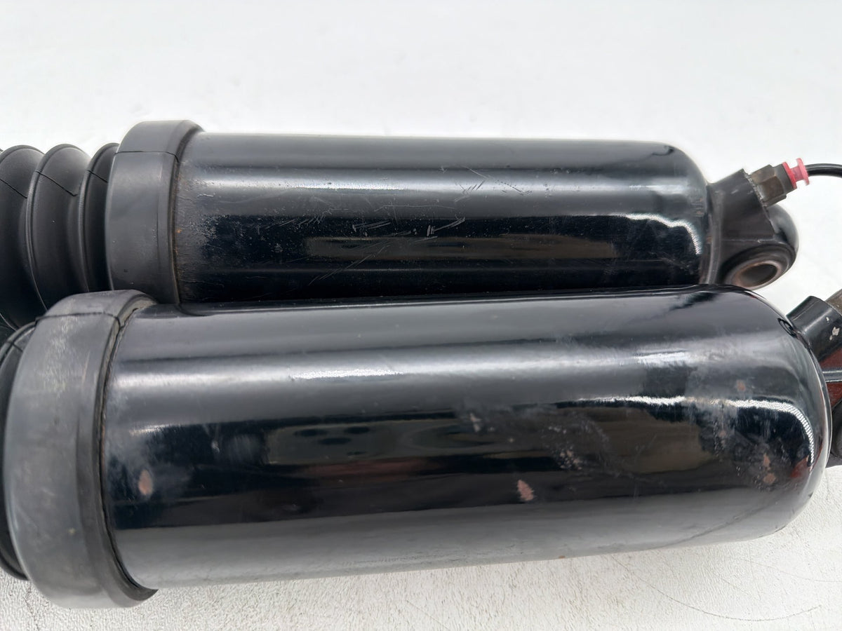 2006 Harley Road King Touring Custom OEM Rear Left Right Shock Absorbers Low 12"