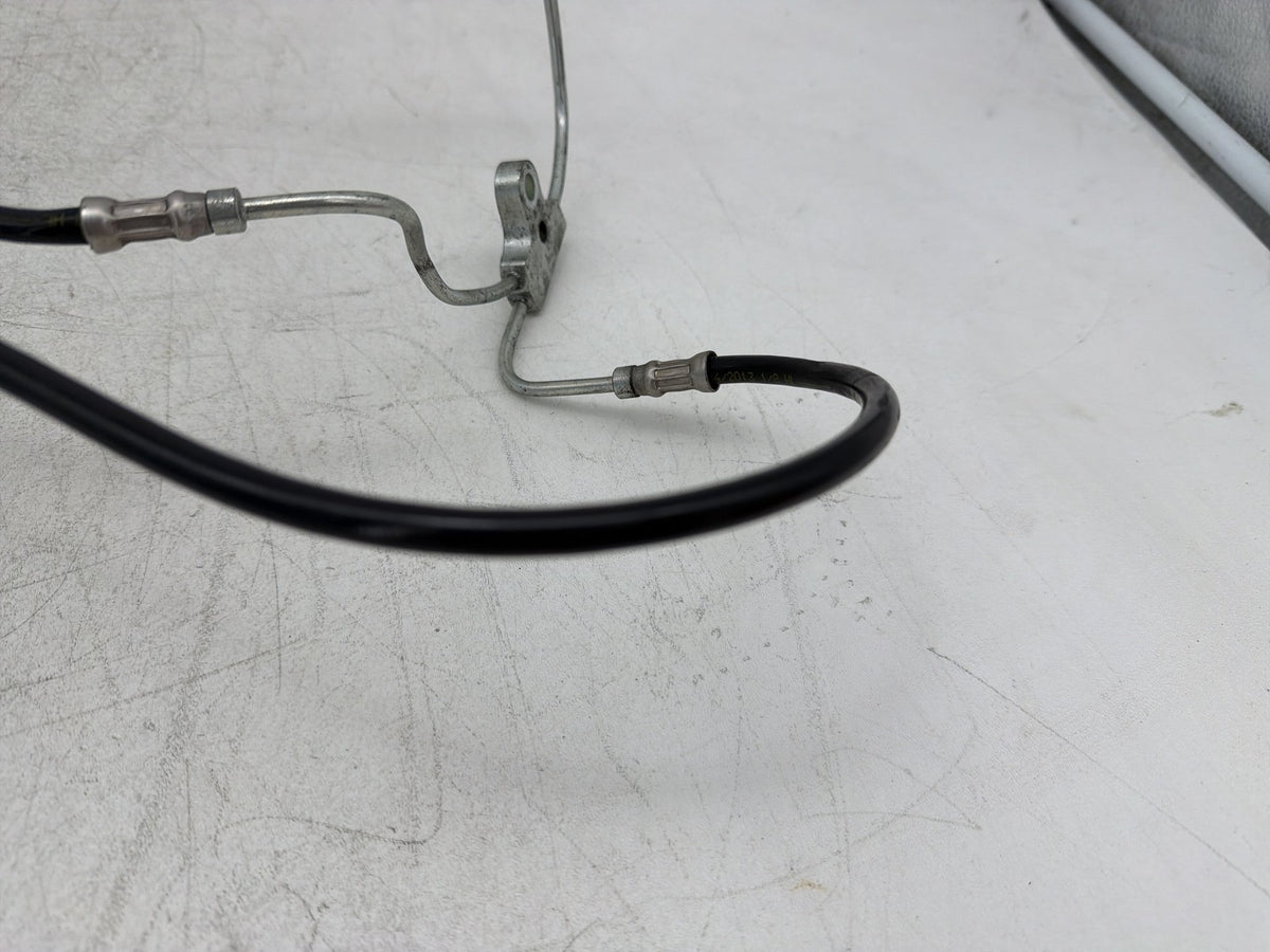 2013 Harley Electra Glide Touring FLHTCU OEM Front Brake Hose Line Pipe NON-abs