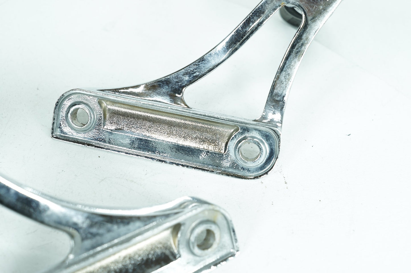 2007 - 2012 Harley-Davidson Softail Heritage Classic Passenger Left & Right Foot Pegs  	33189-63