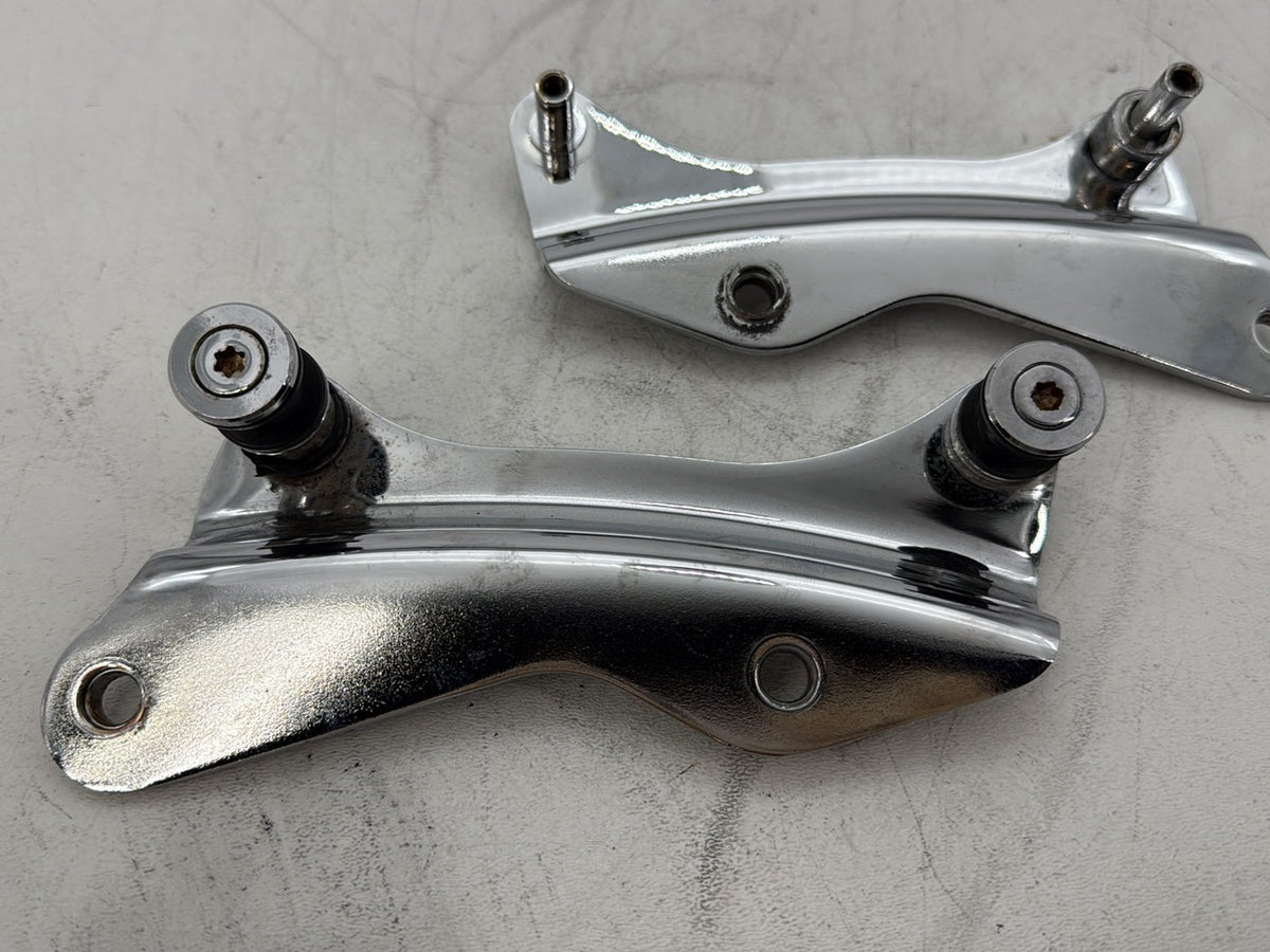 2017 Harley Road Glide Touring OEM 4 Point Detachable Docking Hardware 54246-09B
