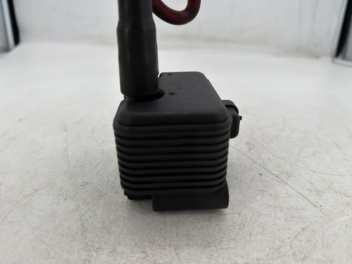 2005 Harley Dyna Super Glide Custom FXDC OEM Ignition Coil Spark Plugs Cable