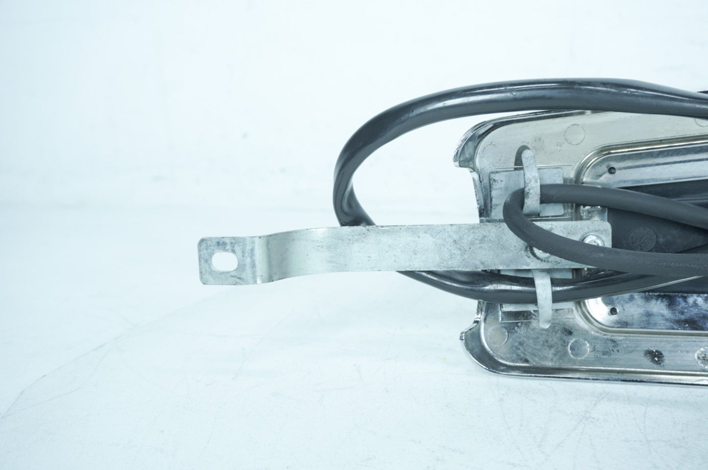 2011 - 2016 Harley-Davidson Touring Electra Glide Ultra Fuel Gas Tank Dash Console NOKey 61270-08