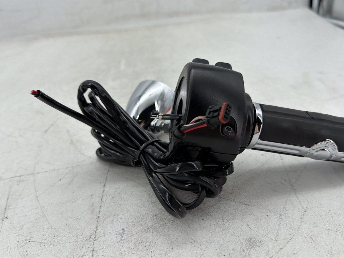 2014 Harley Dyna Low Rider Left Turn Signal Headlight Switches Controls SKULL