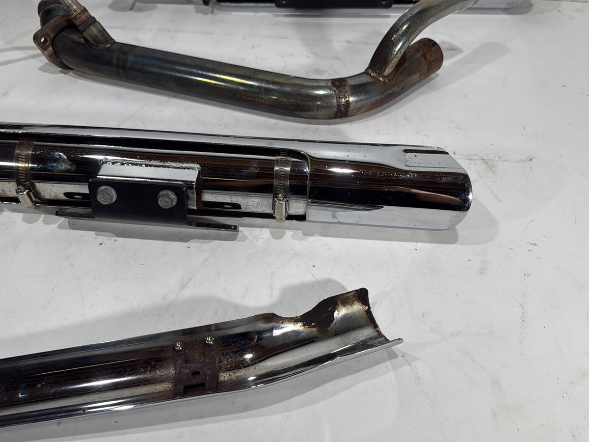 2007 Harley Softail Standard FXST OEM Exhaust Header Pipes Muffler