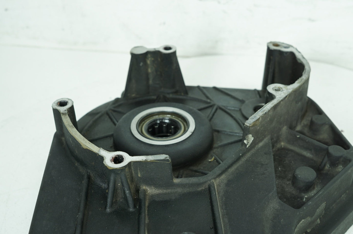 1999 - 2006 Harley-Davidson Touring Electra Glide Classic Inner Primary Clutch Cover 60756-01A