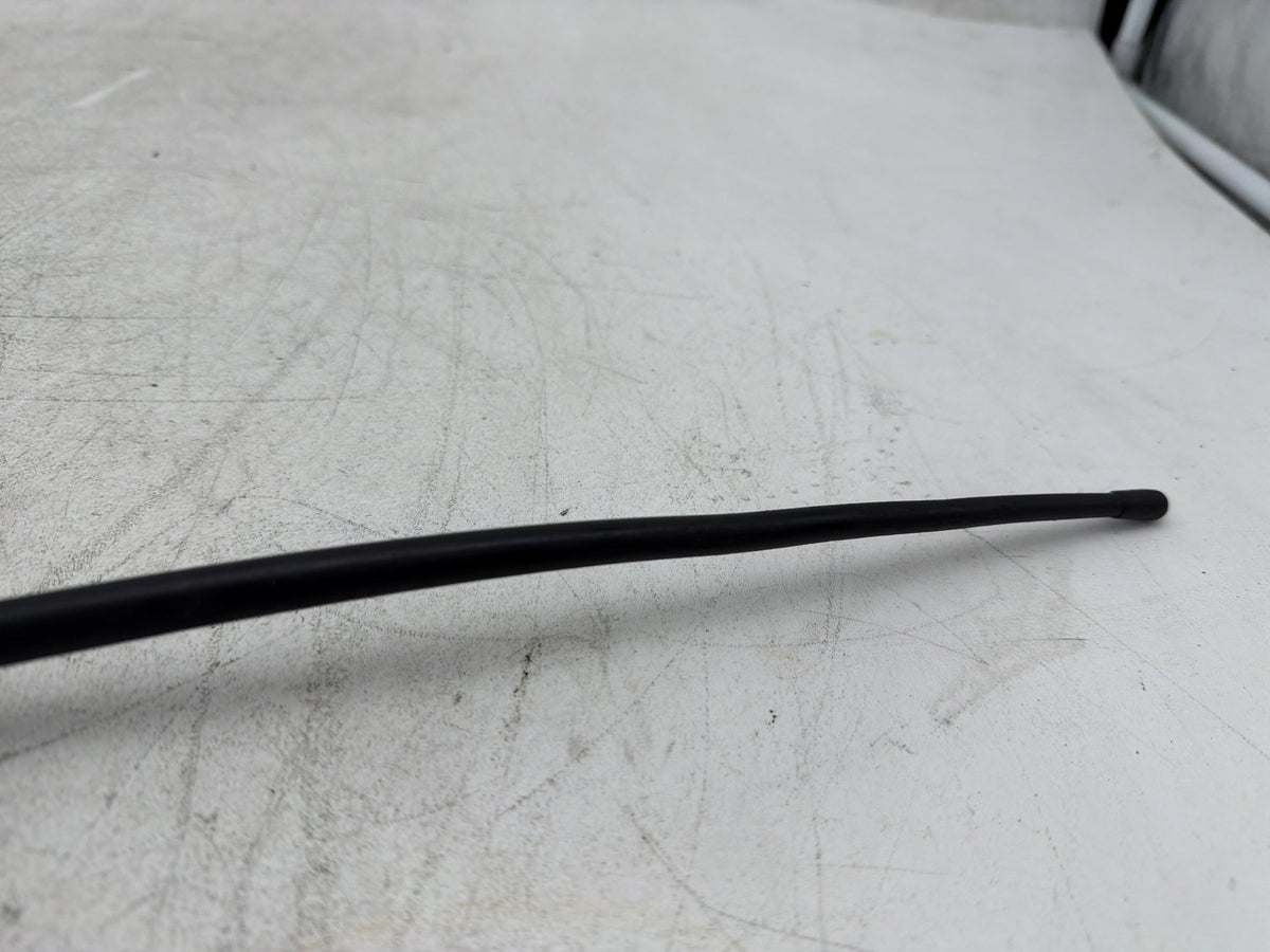 2010 Harley Electra Glide Touring Ultra OEM Audio Radio Antenna Mast FM AM