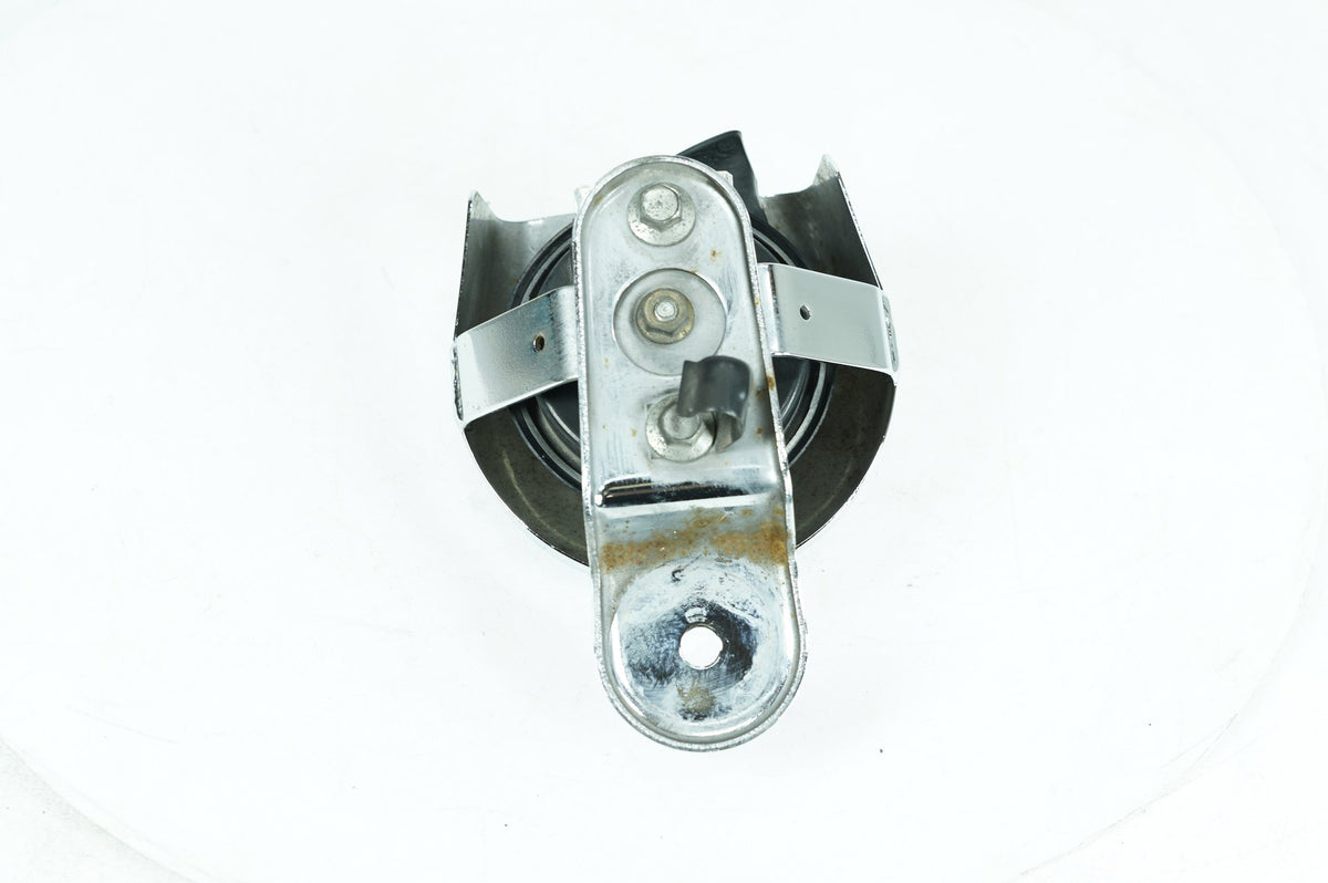 2006 Harley Softail FLSTNI Deluxe OEM Horn Signal Klaxon Chrome Cover