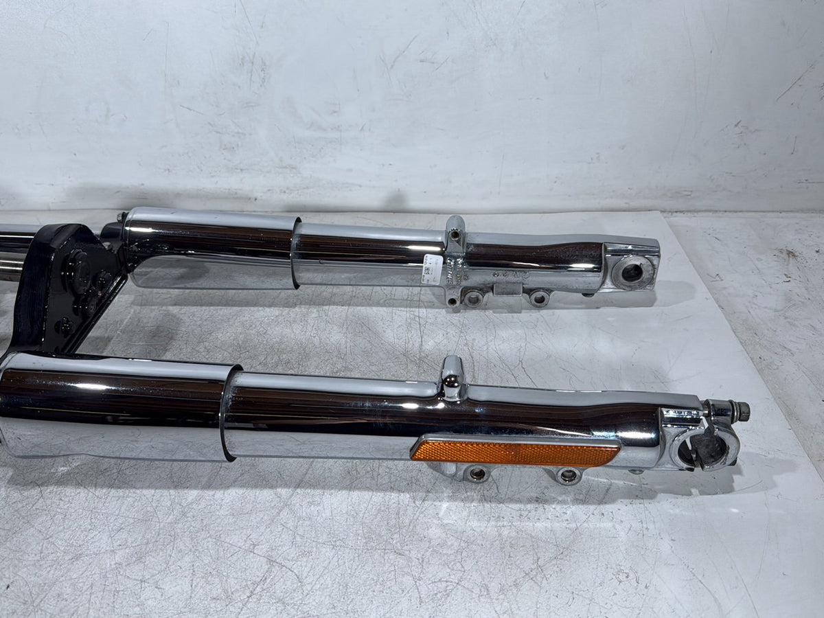 2013 Harley Electra Glide Touring CVO Screamin Eagle OEM Front Triple Tree Set & LH RH Fork Legs Sliders