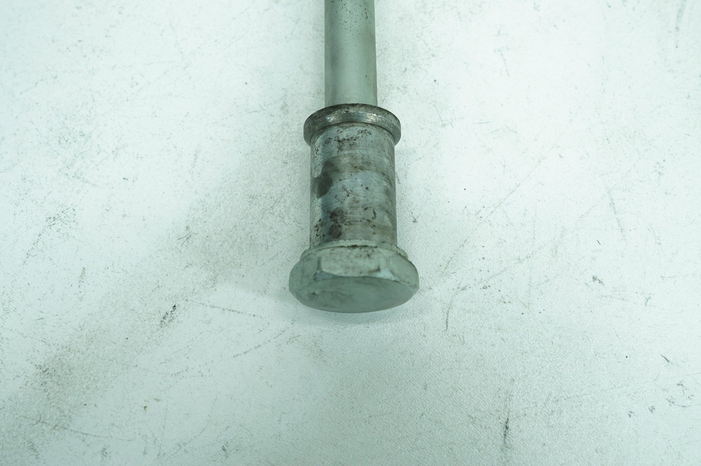 1999 - 2006 Harley-Davidson Softail Fat Boy Rear Fork Swingarm Pivot Bolt Shaft 47610-00
