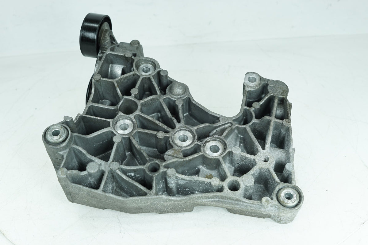 Rear Engine Mount Bracket, 2013, Jaguar, XF