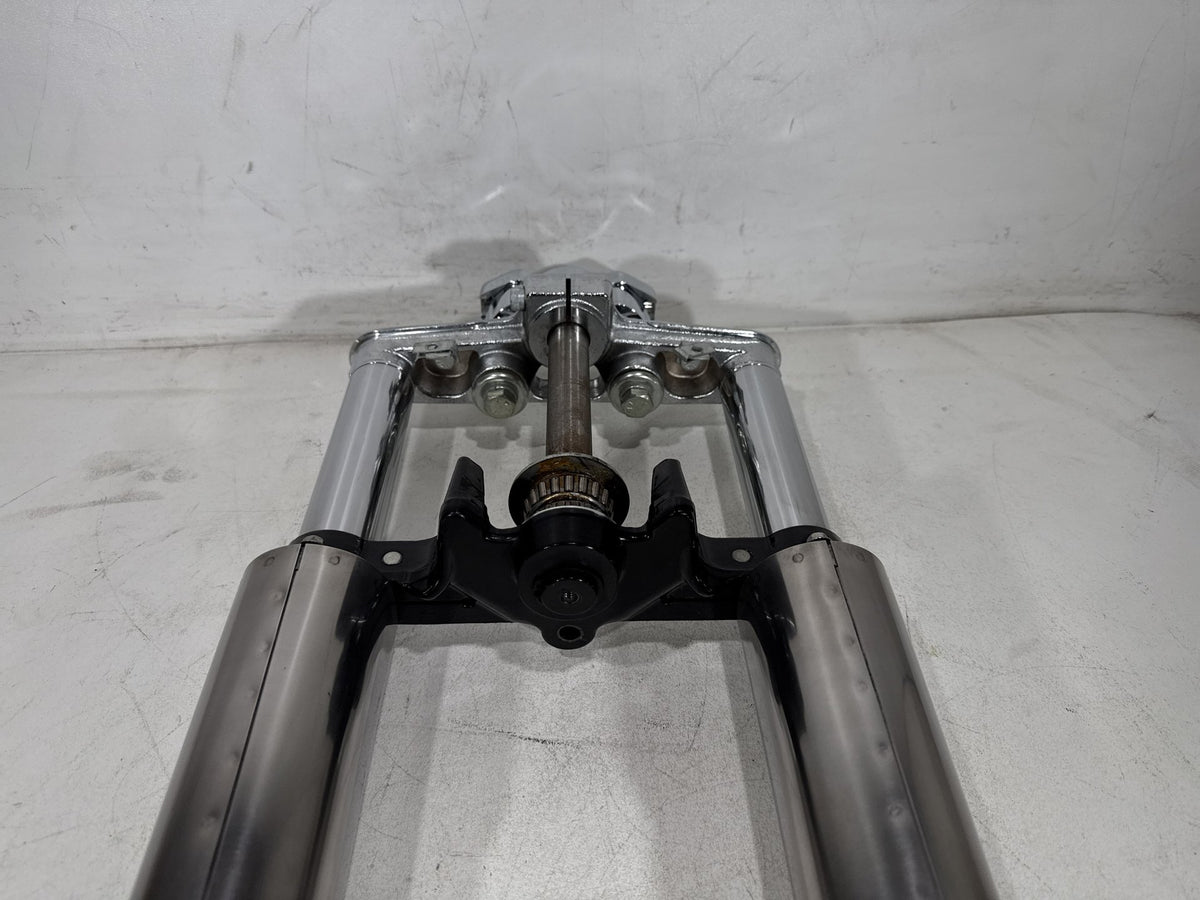 2011 Harley Softail Deluxe OEM Front Triple Tree Set & LH RH Fork Legs Sliders