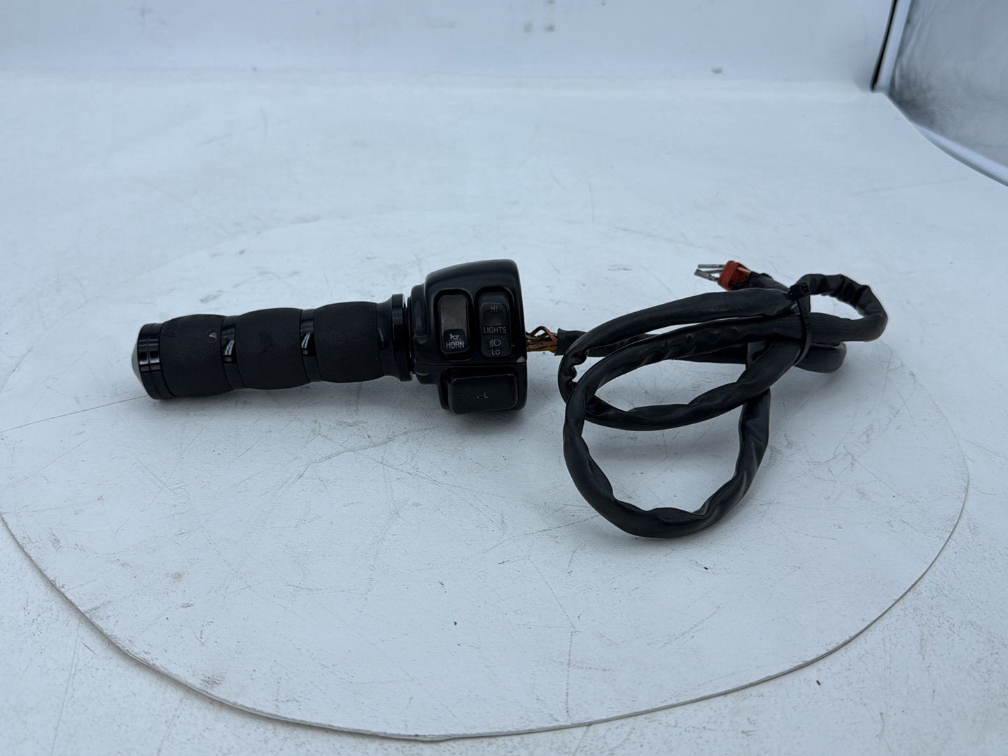 1999 - 2006 Harley-Davidson Touring Road King Police Left Turn Signal Headlight Switches Controls 71515-08