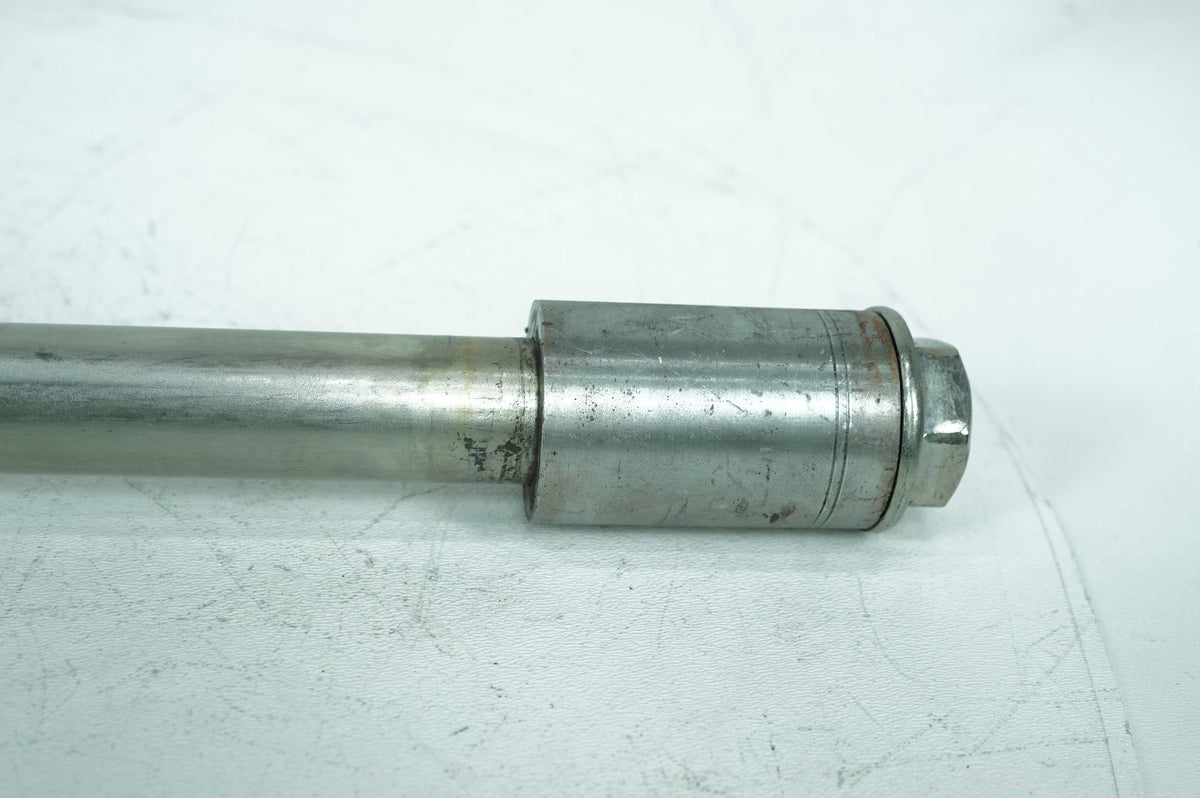 13 Harley Softail FLSTF Fat Boy OEM Rear Fork Swingarm Pivot Bolt Shaft 47610-08