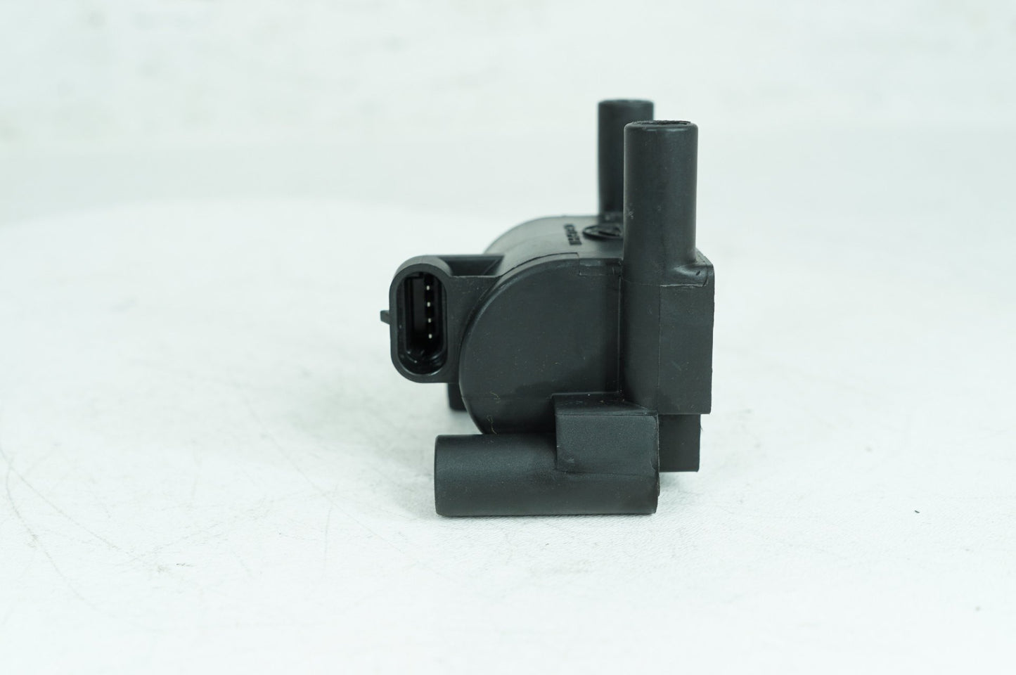 2007 - 2012 Harley-Davidson Touring Electra Glide Ultra Ignition Coil Spark Igniter   31696-07A