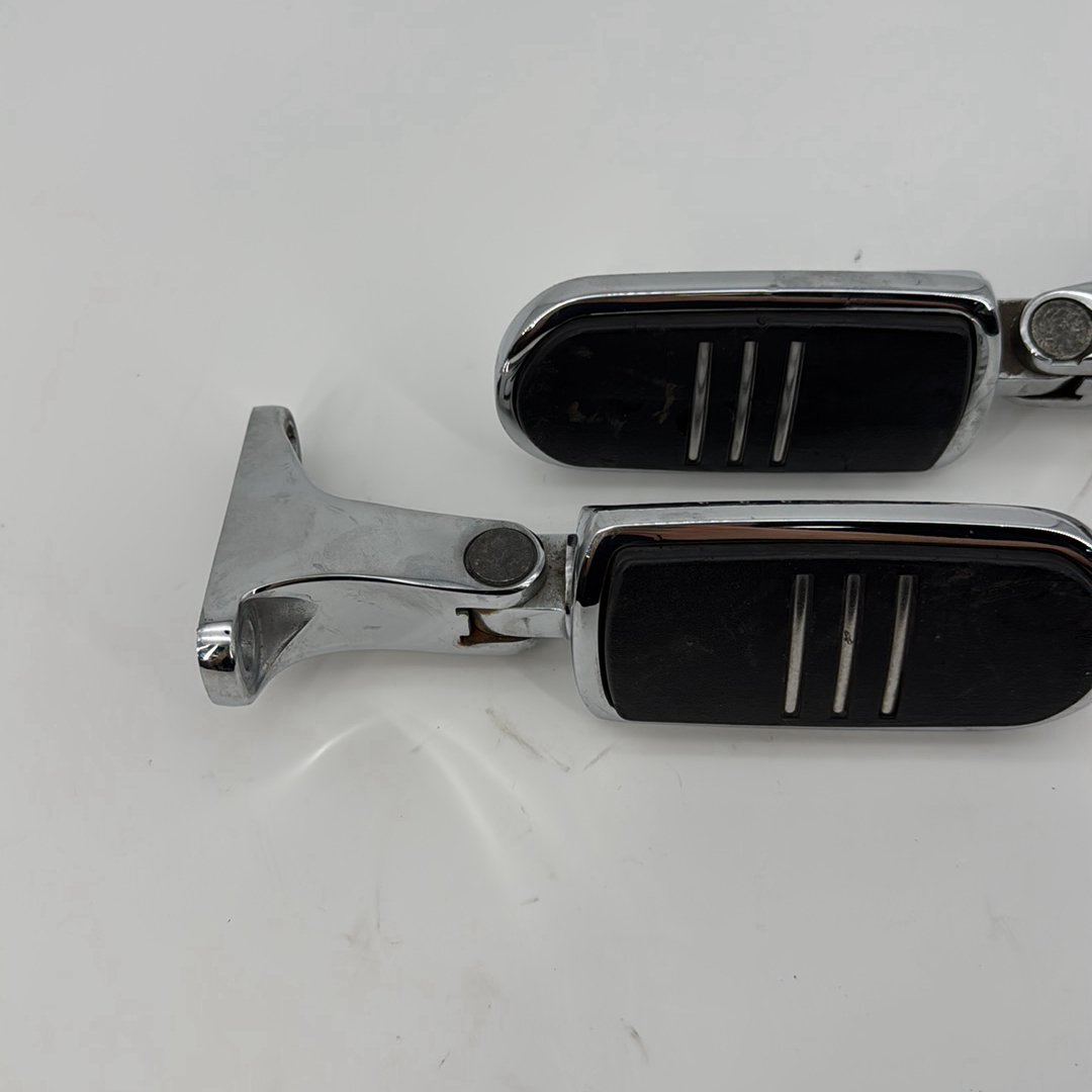 2008 - 2016 Harley-Davidson Touring Street Glide Passenger Left & Right Foot Pegs 50500460A