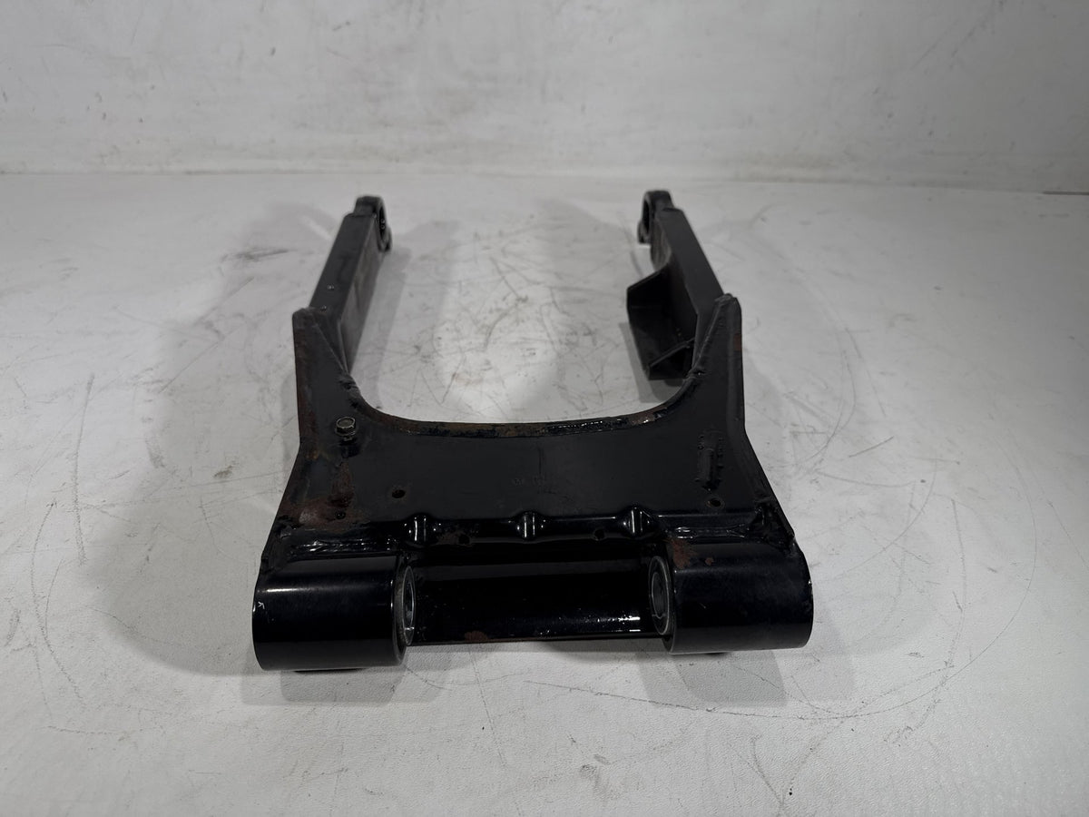 2006 Harley Street Glide Touring FLHX OEM Rear Fork Swingarm Swing Arm