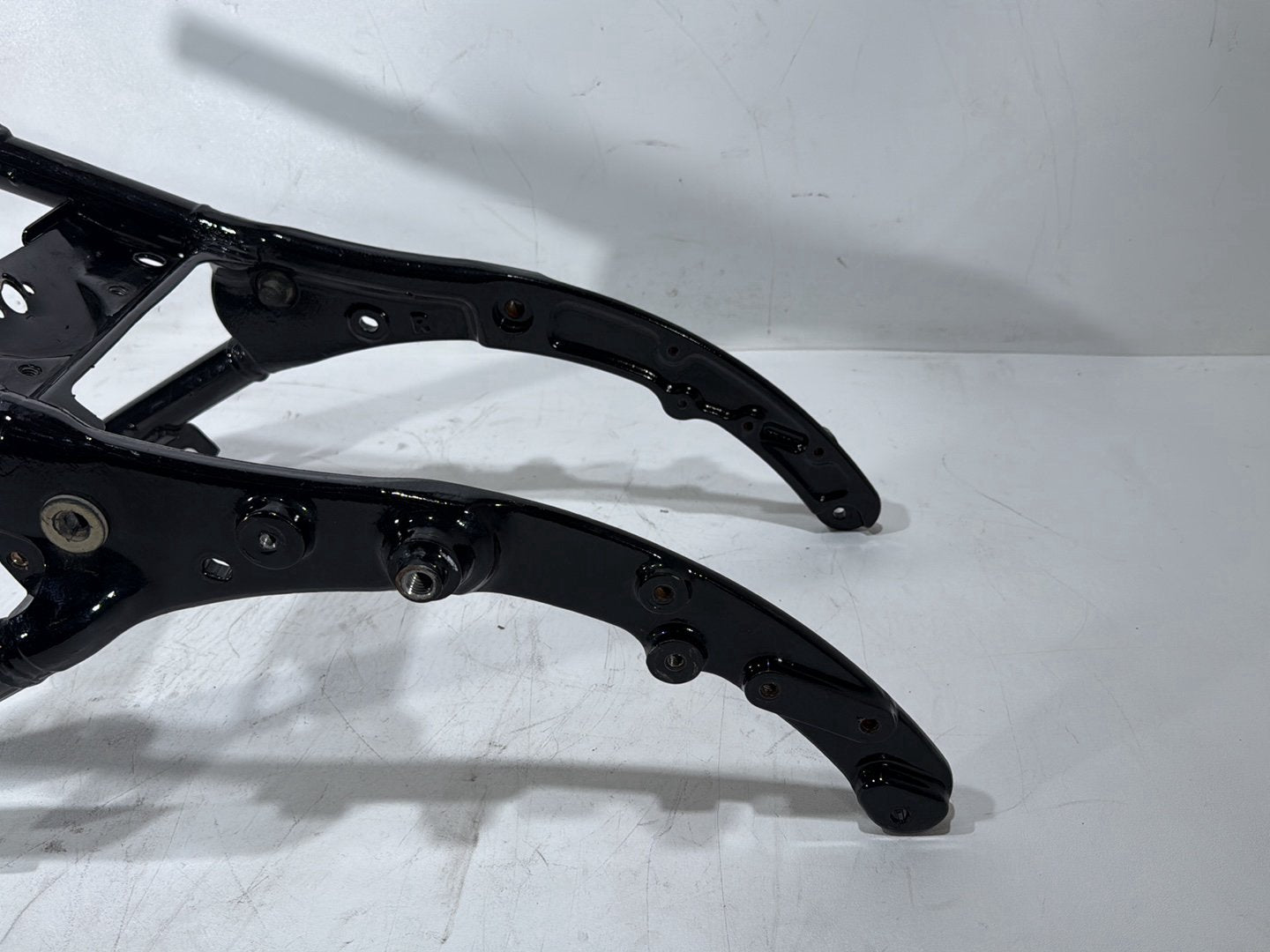 2010 Harley Street Glide Touring FLHX OEM Rear Back Sub Frame Rail Bar 48079-09BHP