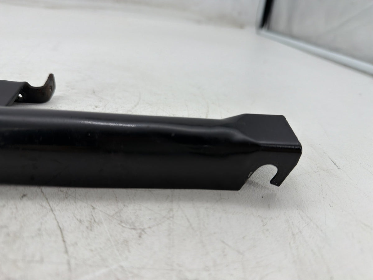 02 Harley Heritage Softail Classic FLSTC OEM Seat Bracket Mount Support Mounting