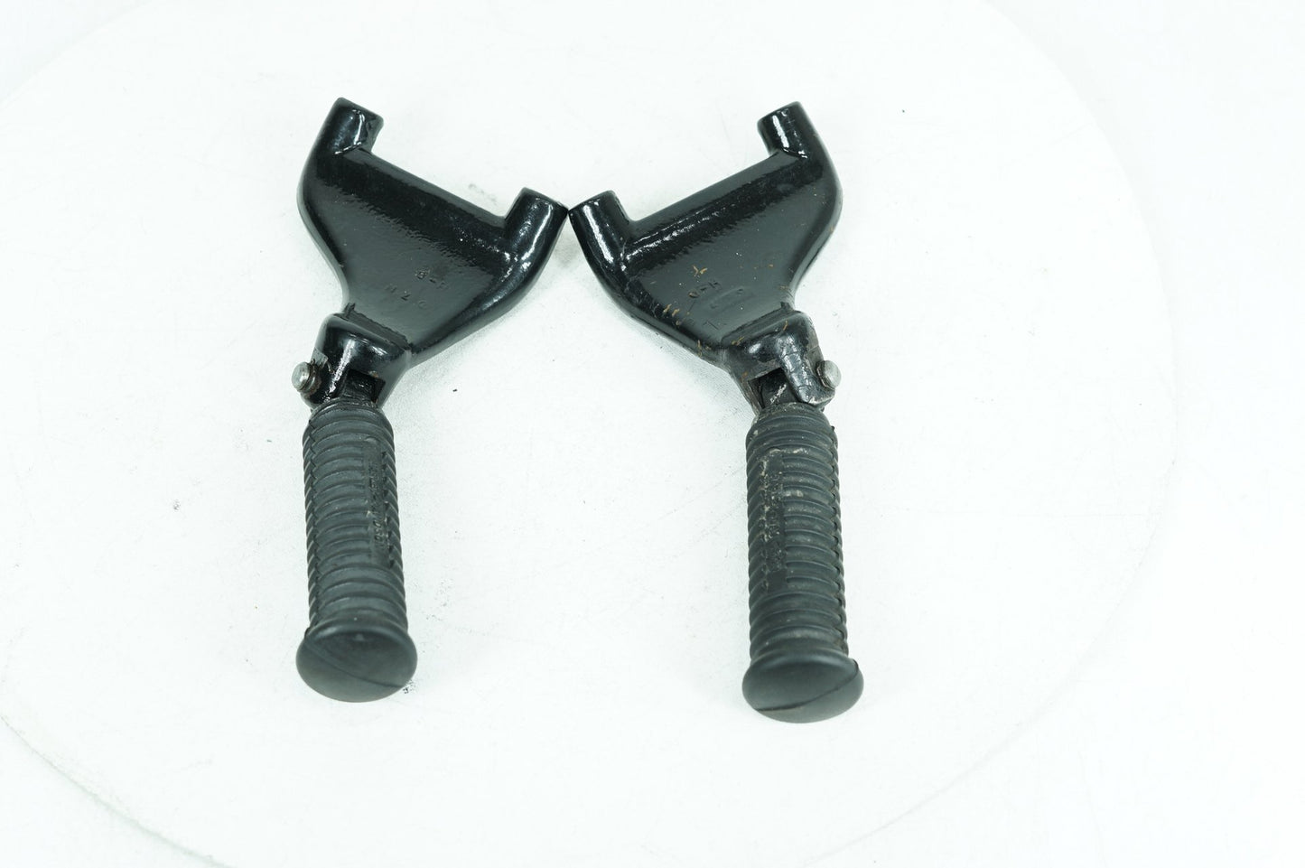2004 - 2013 Harley-Davidson Sportster Custom Passenger Left & Right Foot Pegs  	49314-04