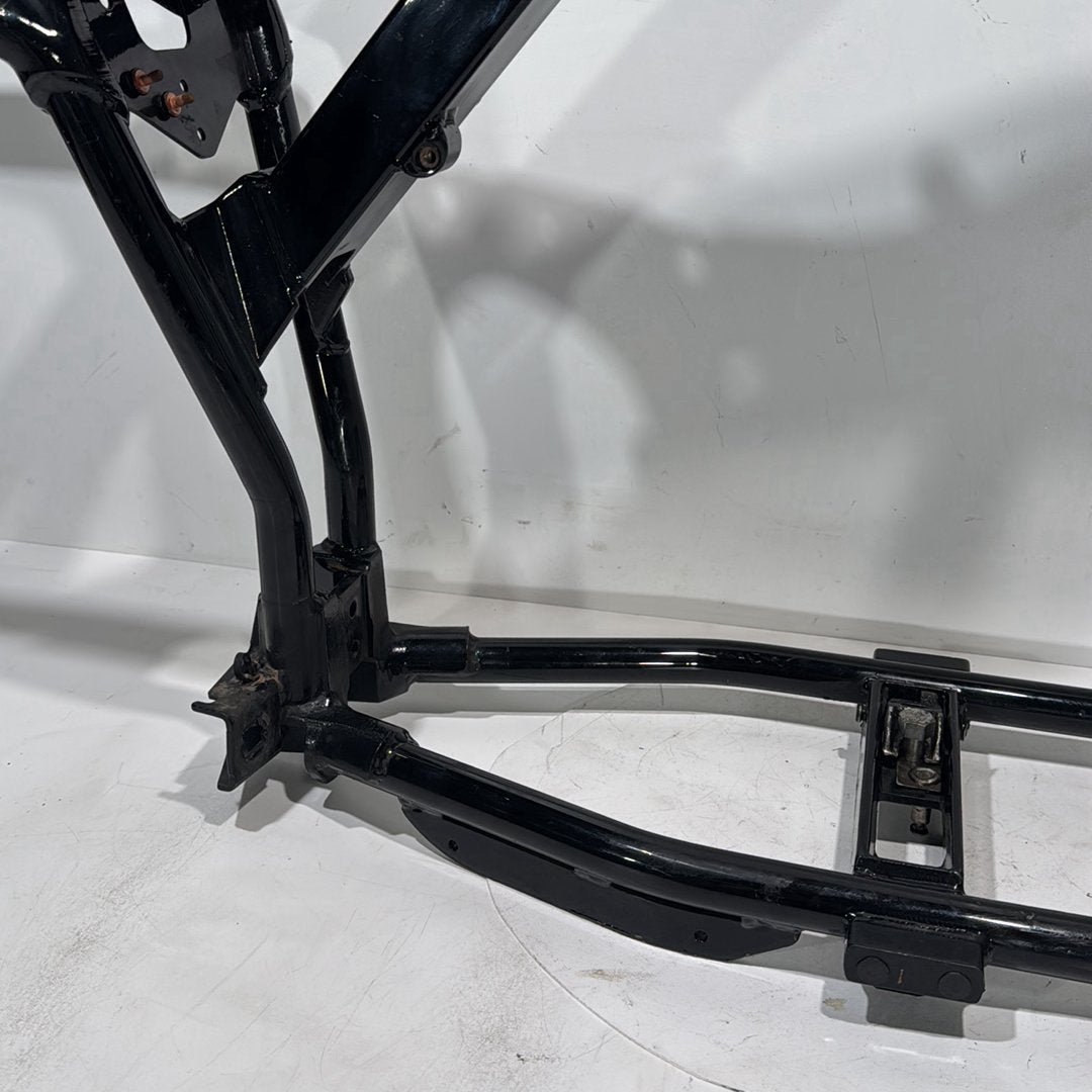 2007 - 2012 Harley-Davidson Dyna Street Bob Body Main Frame Chassis SLVG 	47463-06BHP