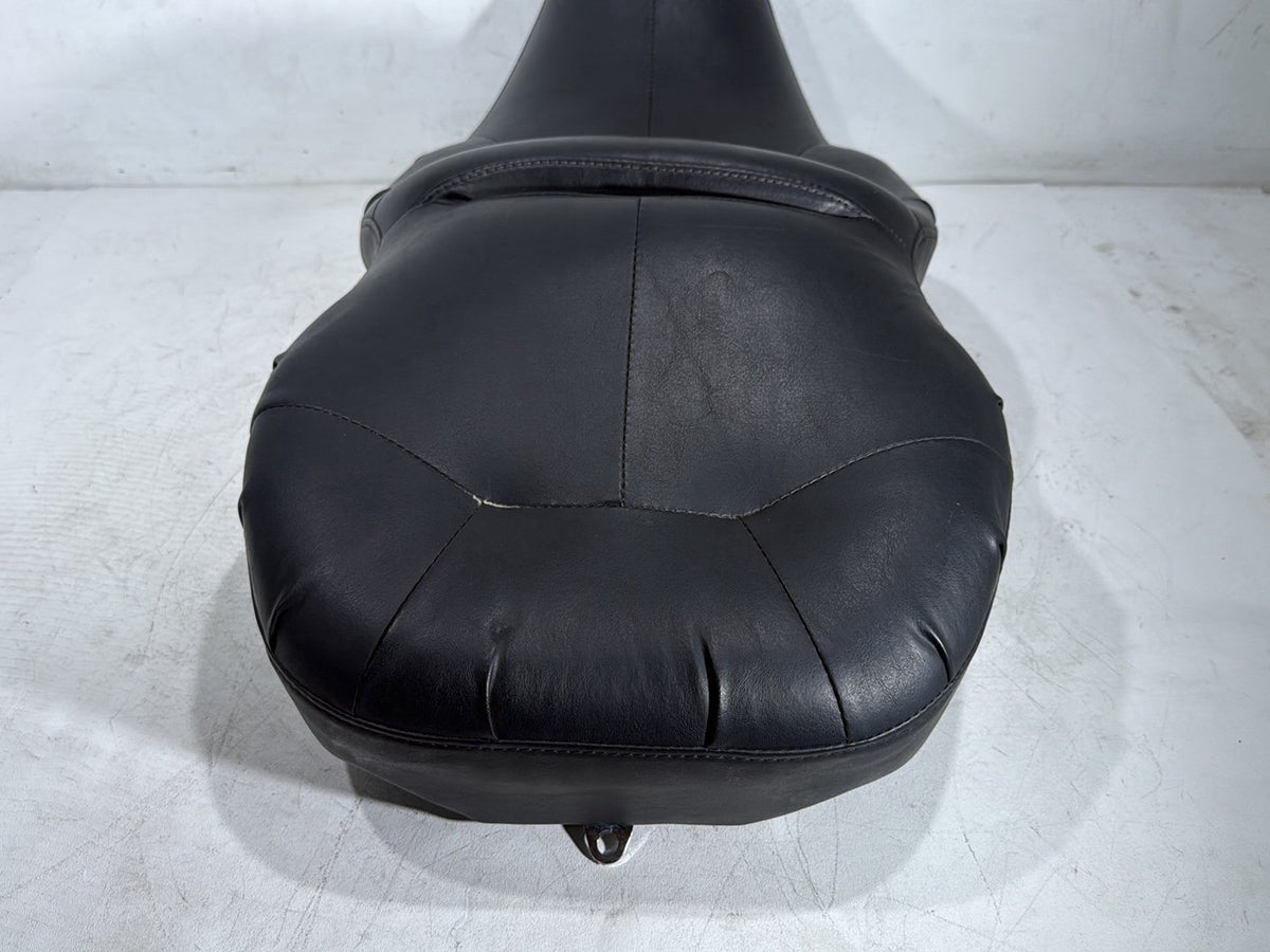 2007 Harley Electra Glide Touring Ultra OEM Passenger Rider Driver Seat Saddle