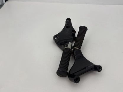 2014 Harley Sportster XL883L 883 SuperLow OEM Passenger Left & Right Foot Pegs