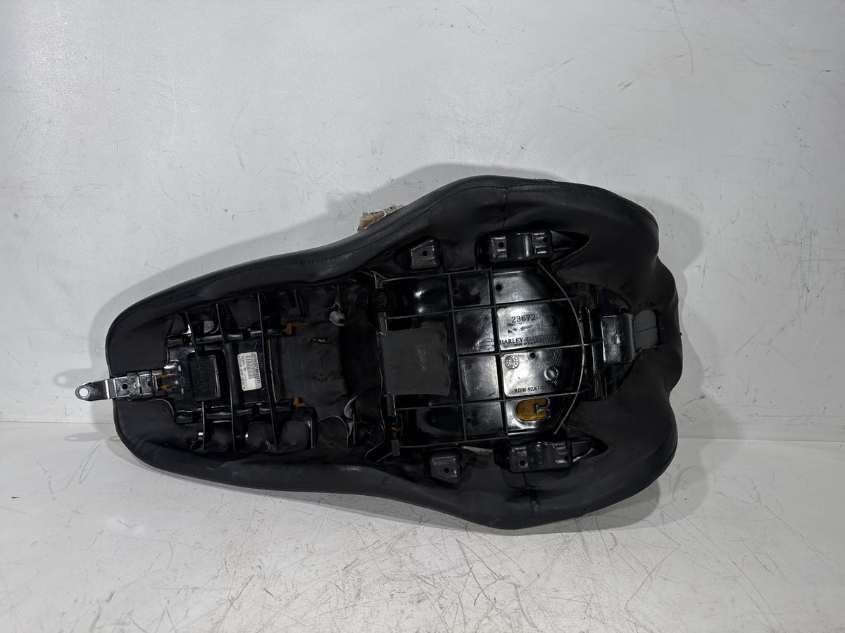 2012 Harley Electra Glide Touring Ultra OEM Passenger Rider Driver Seat Saddle