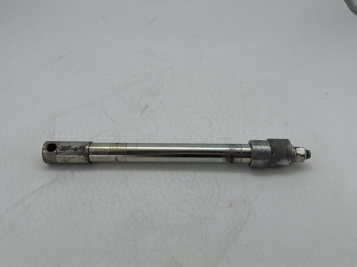 2005 Harley Electra Glide Touring Ultra OEM Front Wheel Axle Bolt Shaft