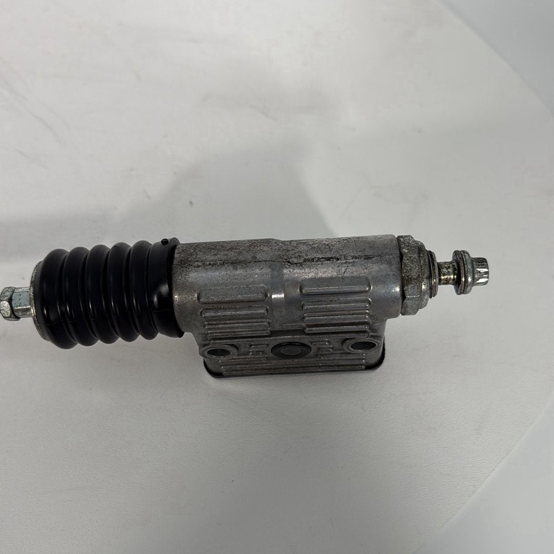 1991 - 2003 Harley-Davidson Sportster Custom Rear Brake Master Cylinder Reservoir 42432-99