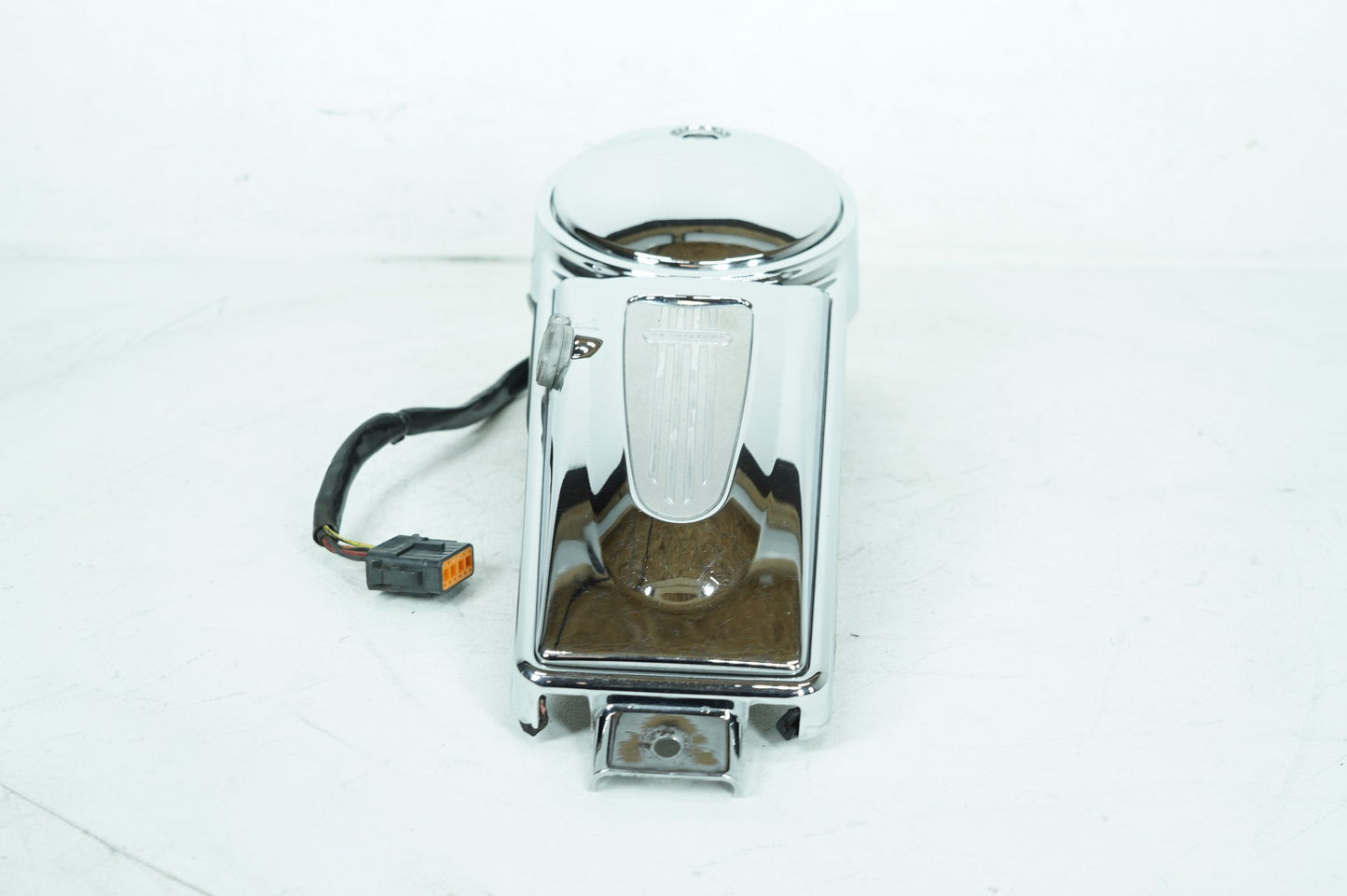 2007 - 2012 Harley-Davidson Touring CVO Electra Screamin Eagle Fuel Gas Tank Dash Console NOKey 61270-98A