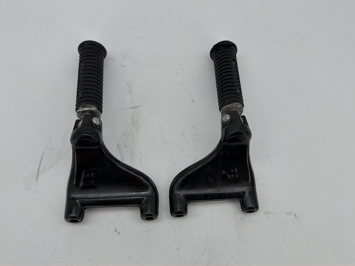 2005 Harley Sportster 1200 XL1200R OEM Left Right Driver Foot Rest Pegs