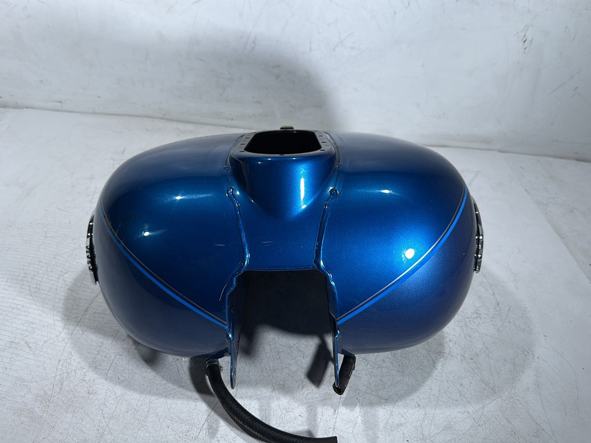 2006 Harley Electra Glide Touring Ultra FLHTCUI OEM Fuel Gas Tank Gasoline Reservoir