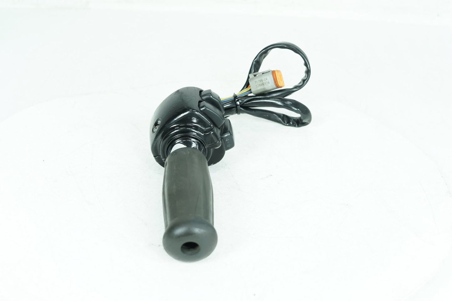 2004 - 2013 Harley-Davidson Sportster Custom Left Turn Signal Headlight Switches Controls 71682-06A