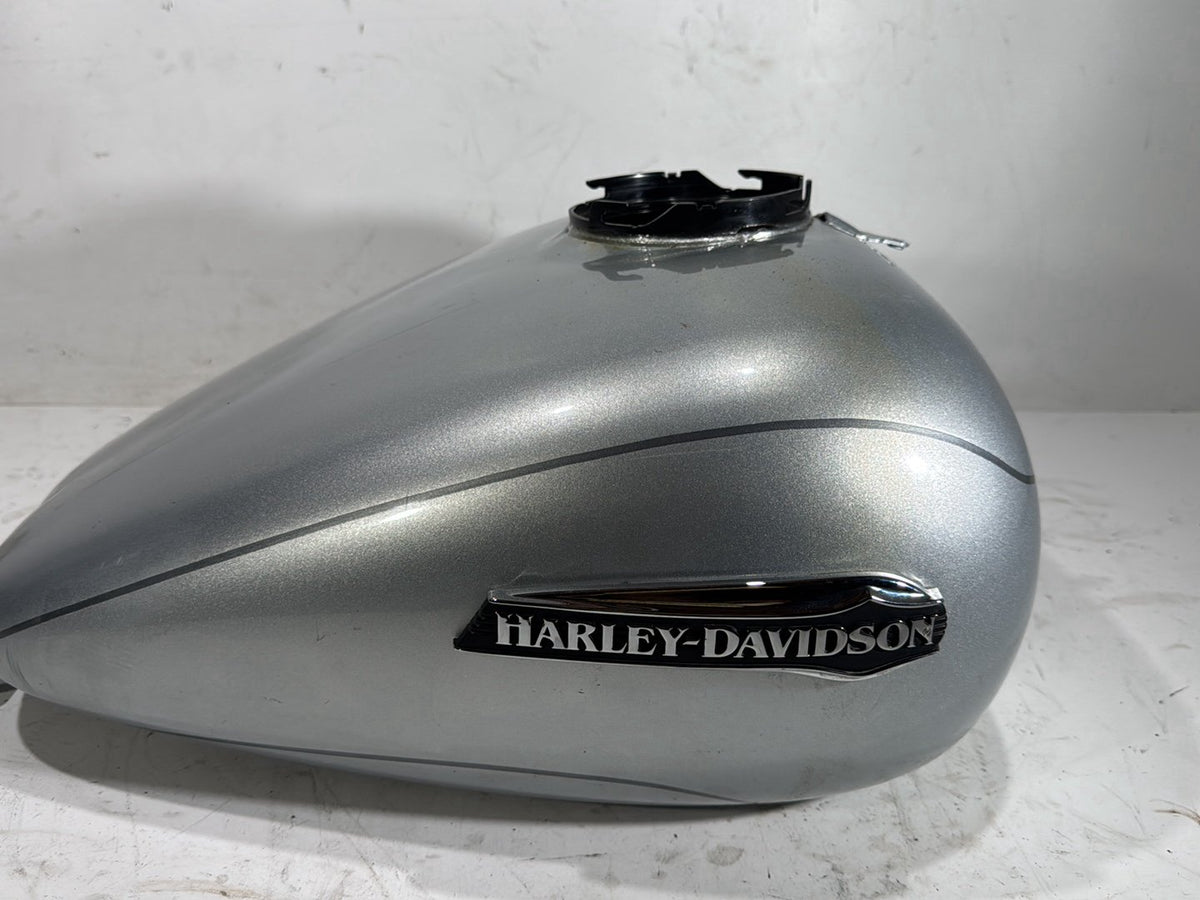 2015 Harley Electra Glide Touring OEM Fuel Gas Tank Gasoline Reservoir DENTED